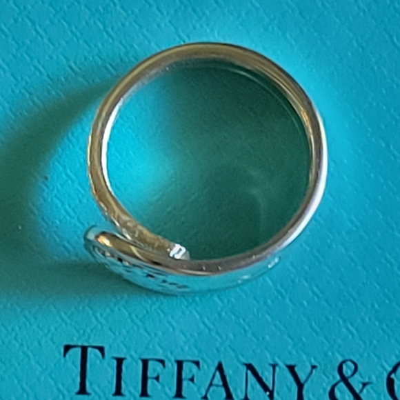 1895 Tiffany & Company Colonial Ivy Spoon Ring in Sterling Silver #40 - Picture 9 of 14